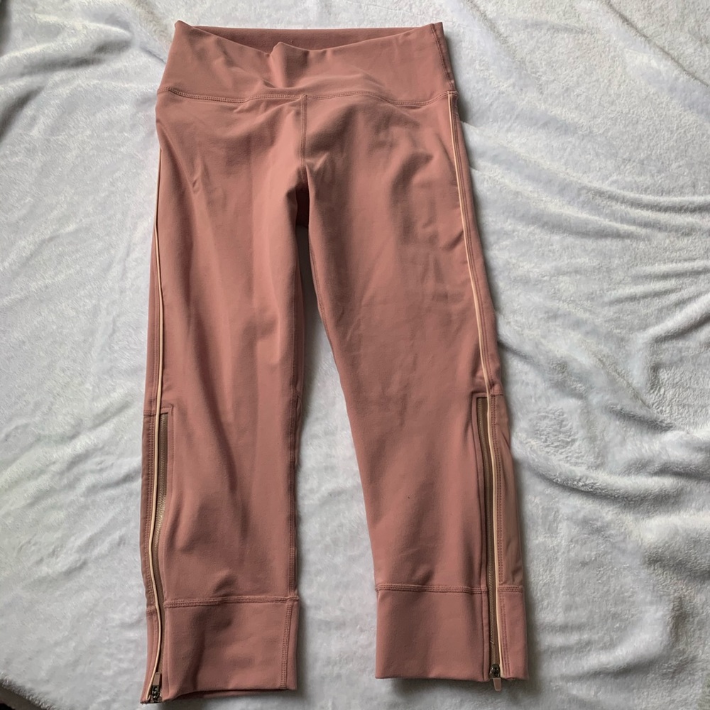 Pink 3/4 length leggings